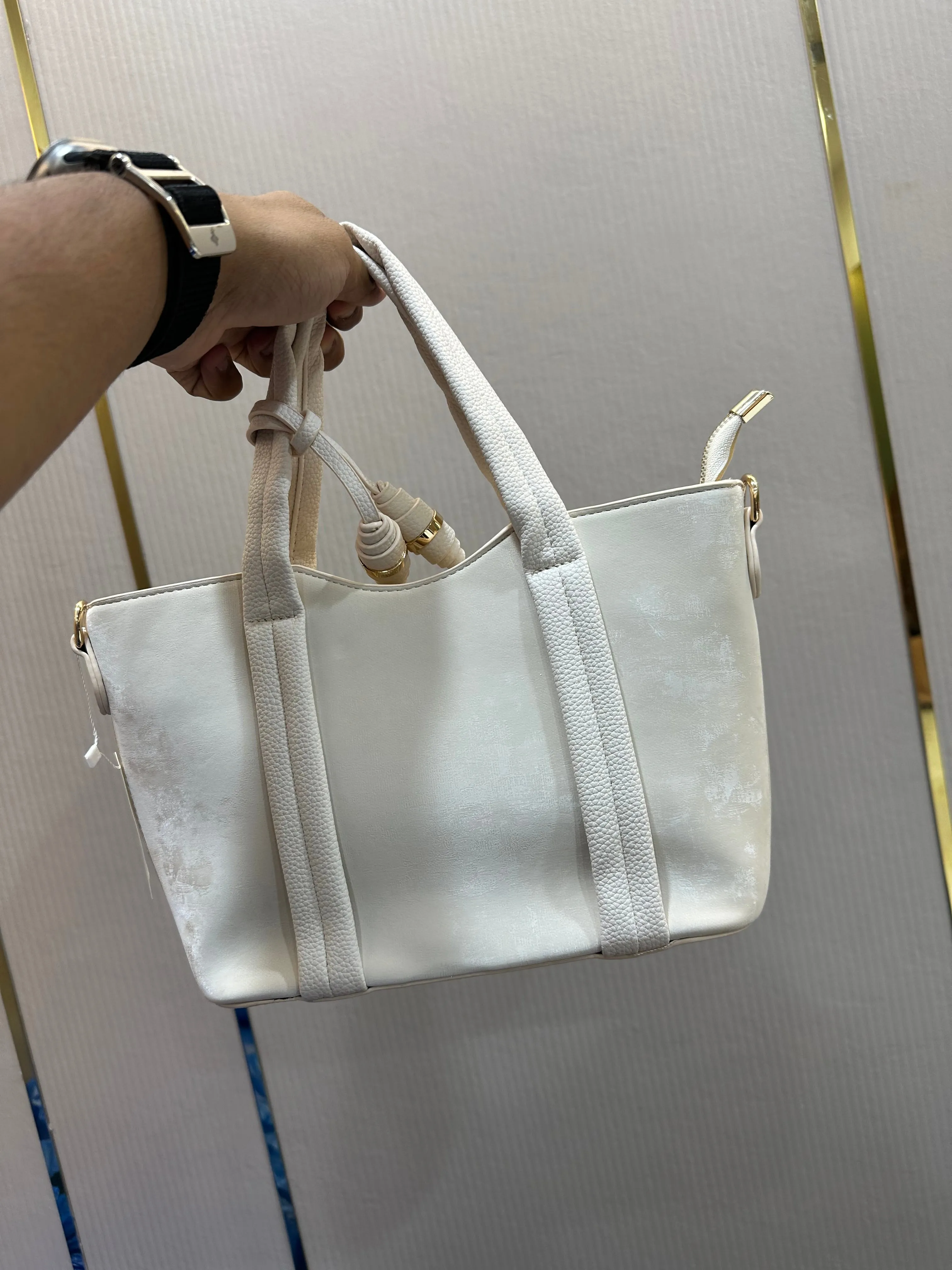 HAND BAGS - IHA 21584